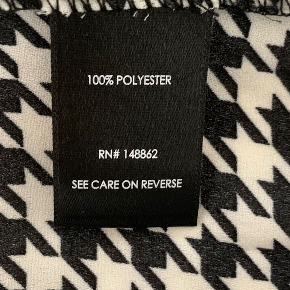 Torrid 1 Button Front Blouse Women 1X Silky Houndstooth B&w Pattern Long Sleeve - Picture 9 of 11